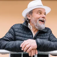 Pensie mai mare din aprilie pentru foștii avocați, preoți și militari. Casa de Pensii face anunțul foto: Freepik (fotografie cu caracter ilustrativ)