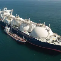 Navă care transportă GNL - Foto: Energynews