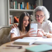 Tichete valorice și bani pentru o anumită categorie de pensionari. Unele orașe oferă beneficii multe Foto: Pexels (fotografie cu caracter ilustrativ)