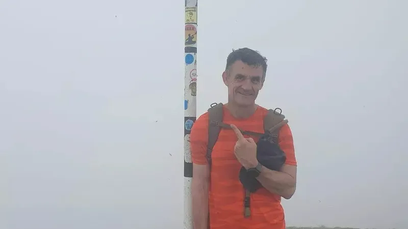 Francezul care a fost dat dispărut în Bucegi, găsit decedat. Ar fi alunecat pe frunze și a căzut 80m - Foto: Facebook