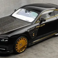 Cum arată Rolls-Royce-ul 100% electric cu jante din aur masiv. Costă circa 1.500.000 € - Foto: Mansory