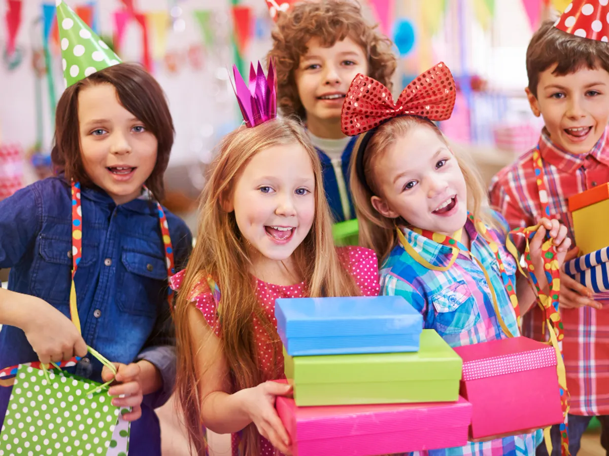 Copii la petrecere - Foto: Freepik (rol ilustrativ)