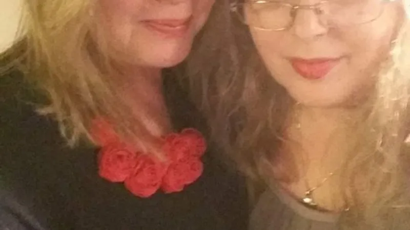 Diana Maria și Cristina Țopescu. FOTO: Facebook