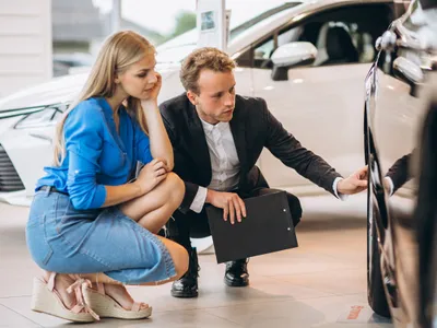 Showroom auto - Foto: Freepik (imagine cu rol ilustrativ)