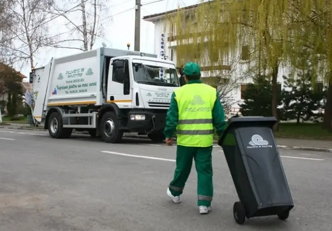 SC Salubritate Craiova SRL, operatorul de salubritate din Craiova, aflat în subordinea Consiliului Local, încetează de la 1 iulie activitatea de colectare a deşeurilor de la populaţie. / Foto: dcnews.ro