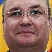 Nicolae Ciucă, prim-ministru: Marcăm 16 ani de când suntem membri ai Uniunii Europene - Foto: mapn.ro