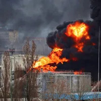 Comisar european: Mediul înconjurător e afectat. Bombele ruse lovesc depozitele chimice, rafinăriile / Tylaz