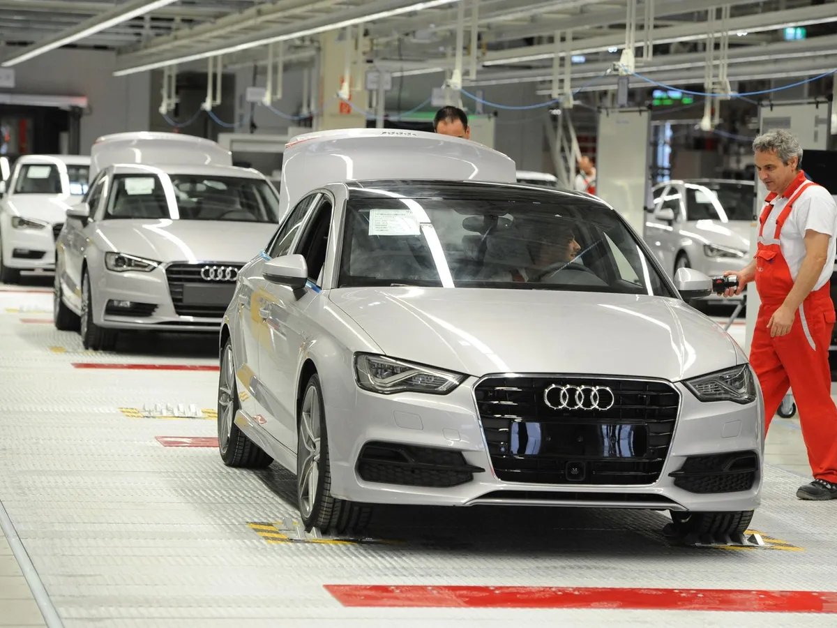 Decizie usturătoare a companiei-mamă Volkswagen. Nu exclude închiderea fabricii Audi din Győr – Ungaria