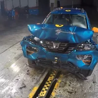 Dacia Spring a obținut doar 6,1 puncte din 16 posibile la testul de impact frontal. / Foto: captură video