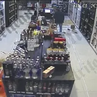 Magazinul de băuturi a fost distrus- Foto: Captură video