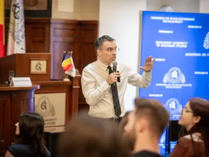 Sociologul Remus Ștefureac, despre prezența la vot. Este ca și cum te-ai îndoi de victoria lui Trump- Foto: Facebook/ Remus Ștefureac