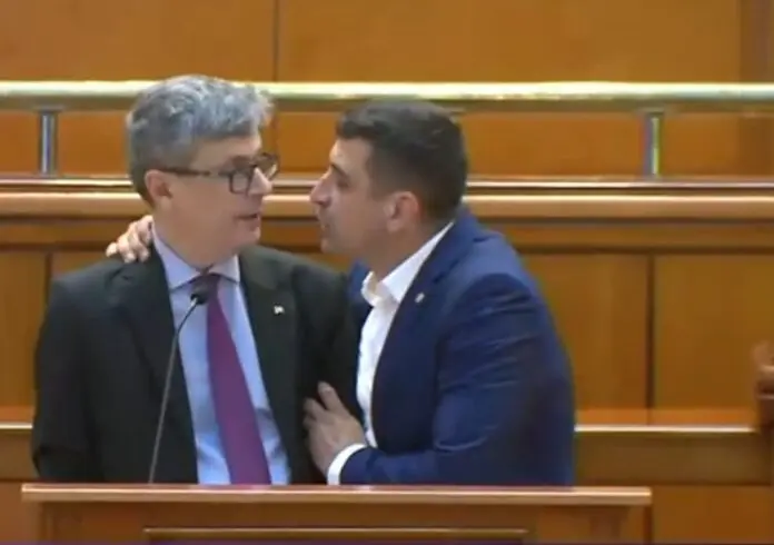 Virgil Popescu a fost agresat de George Simion în plenul Parlamentului