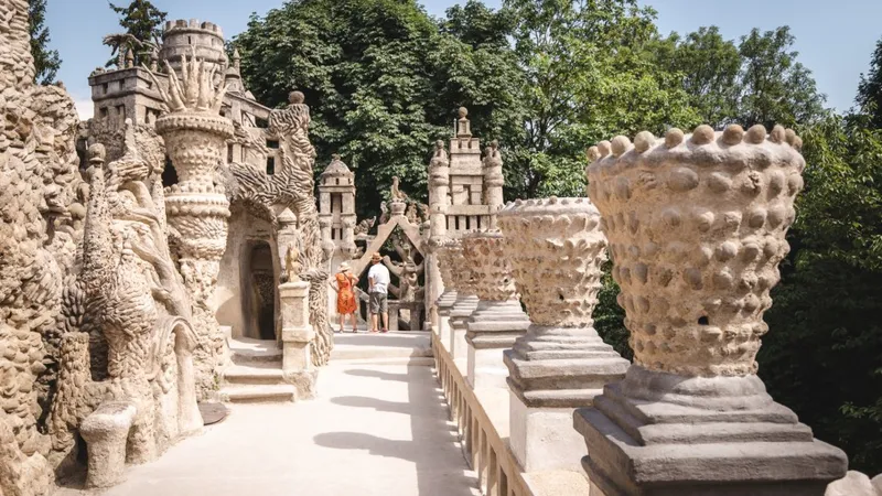 Palatul Ideal