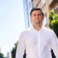 Adrian Cozma (PNL): "Reparăm o nedreptate pentru personalul militar şi poliţişti". E vorba de pensii - Foto: Facebook/Adrian Cozma
