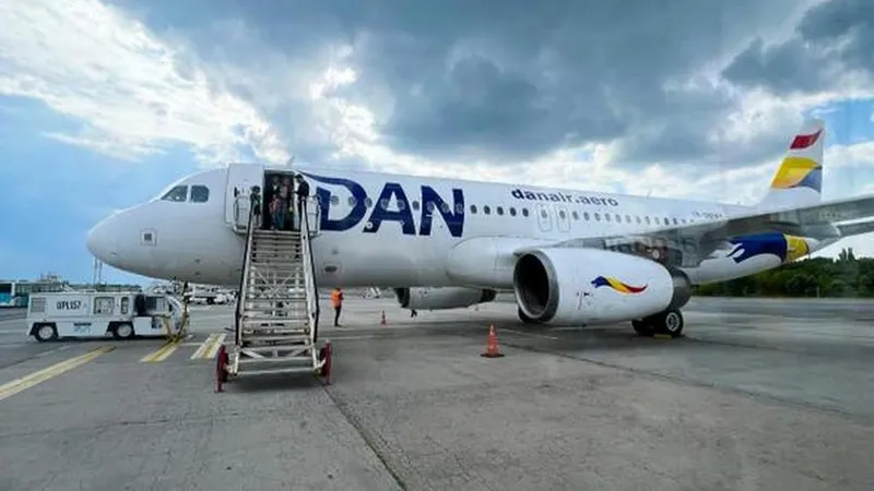 Dan Air se plânge că a suferit pierderi de 2,6 mil. € din cauza programului Aeroportului Brașov - Foto: Dan Air / Facebook
