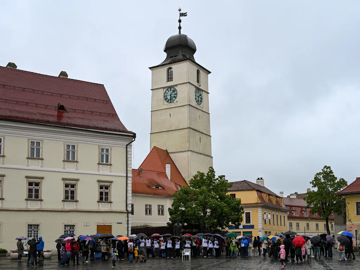 Finanţare nerambursabilă de 16 milioane de lei pentru restaurarea Turnului Sfatului din Sibiu - FOTO undemergem.ro