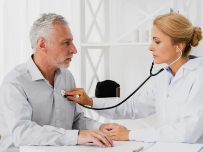 Pacient consultat de medic- Foto: Freepik (rol ilustrativ)