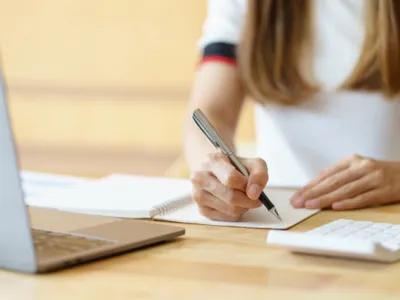 Vârsta de pensionare crește pentru femei din iulie 2026. Cum se stabilește data exactă și cine este vizat. Anexa completă