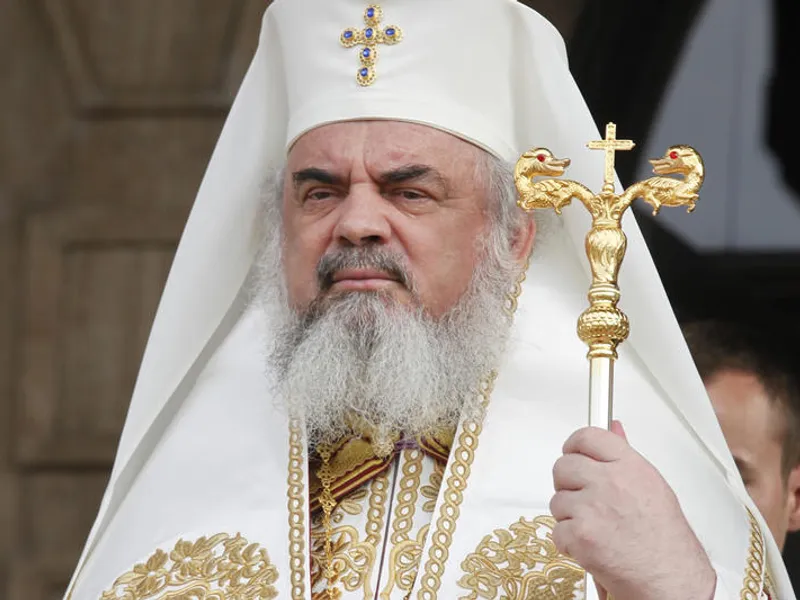 Patriarhul Daniel, Întâistătătorul BOR, a confirmat, în sfârșit, că s-a vaccinat împotriva COVID-19. / Foto: hotnews.ro