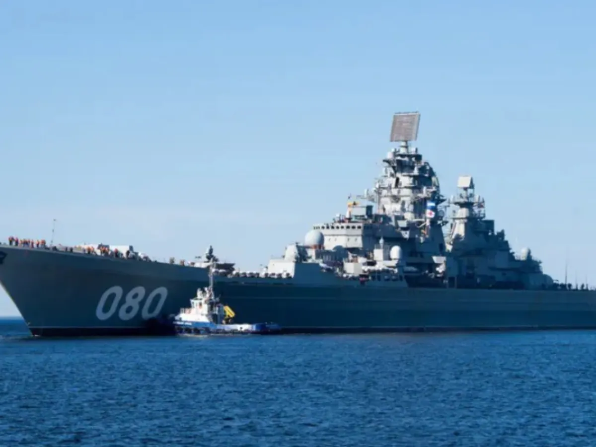 Disperarea lui Putin: Rusia va trimite la război un crucișător vechi de 40 de ani cu rachete nucleare