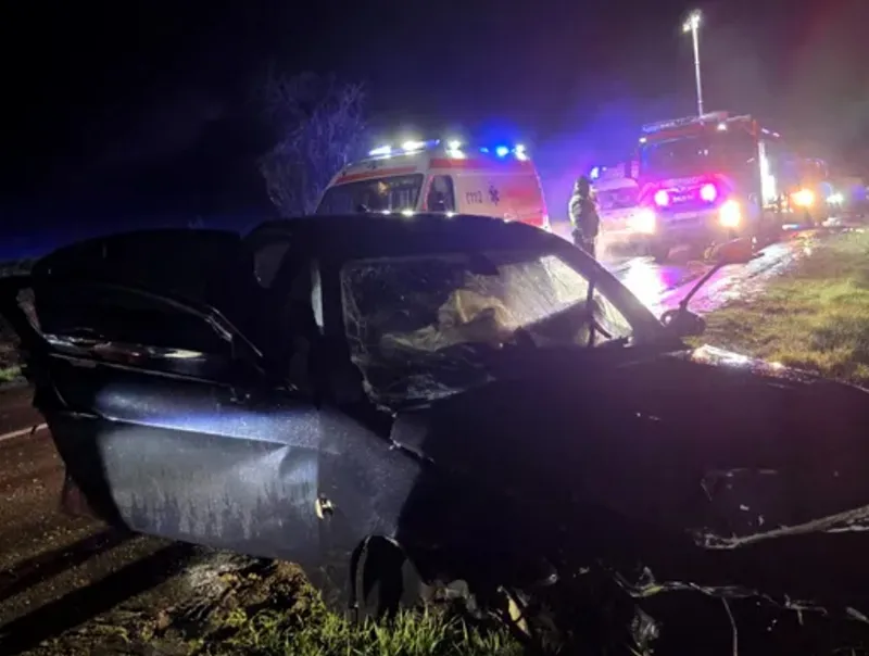 Un accident rutier grav s-a produs noaptea trecută &icirc;n județul Cluj, &icirc;ntre localitățile Viișoara și Boldut - Foto: ISU