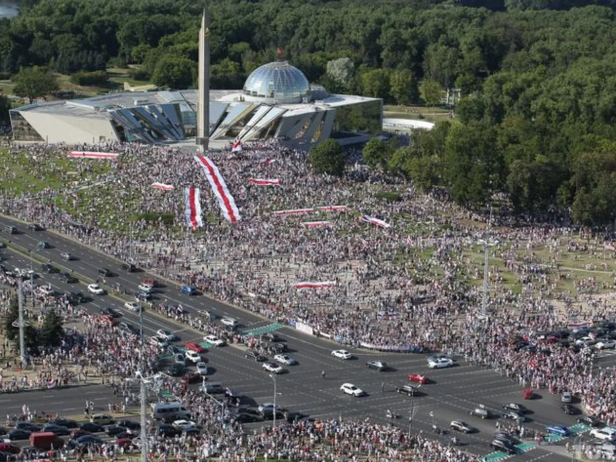 Protestul de duminică seară, din Minsk. FOTO: tut.by