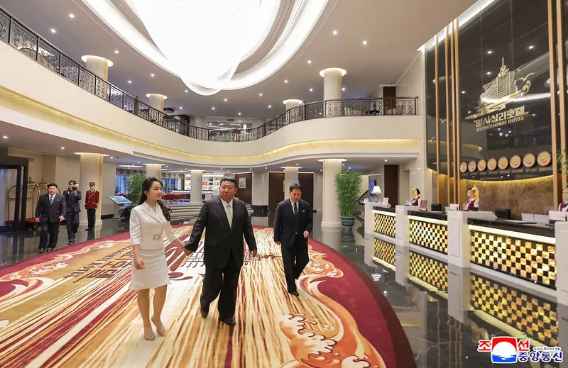 Cea mai periculoasă fată de 12 ani. Fiica lui Kim Jong-un, în China, pregătită pentru tiranie