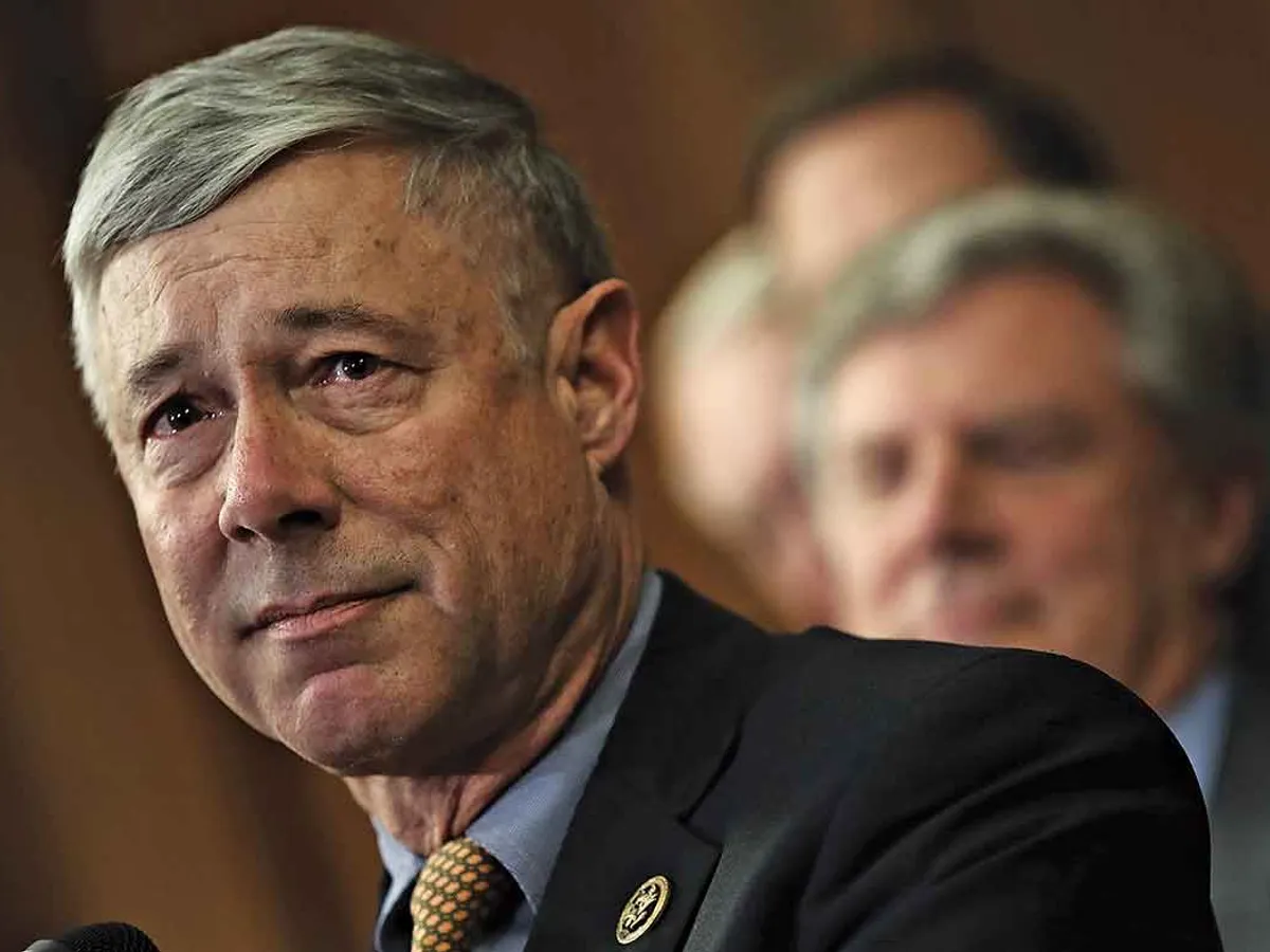 SFÂRȘITUL UNEI ERE „Aș fi surprins dacă Fred Upton candidează pentru un alt mandat“, spune un expert al reprezentantului Michigan