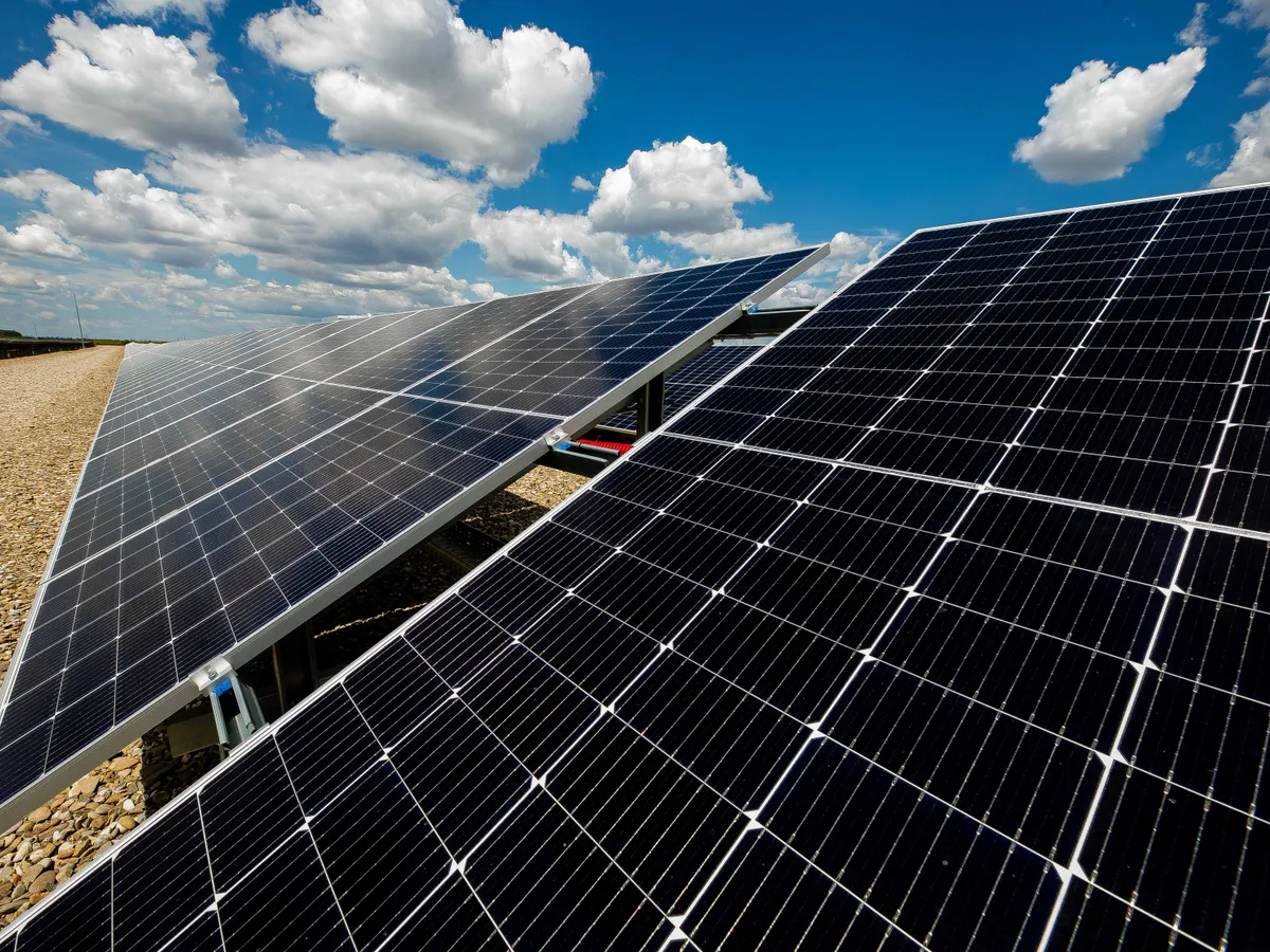 Sistem fotovoltaic - FOTO Inquam Photos / Ovidiu Micsik