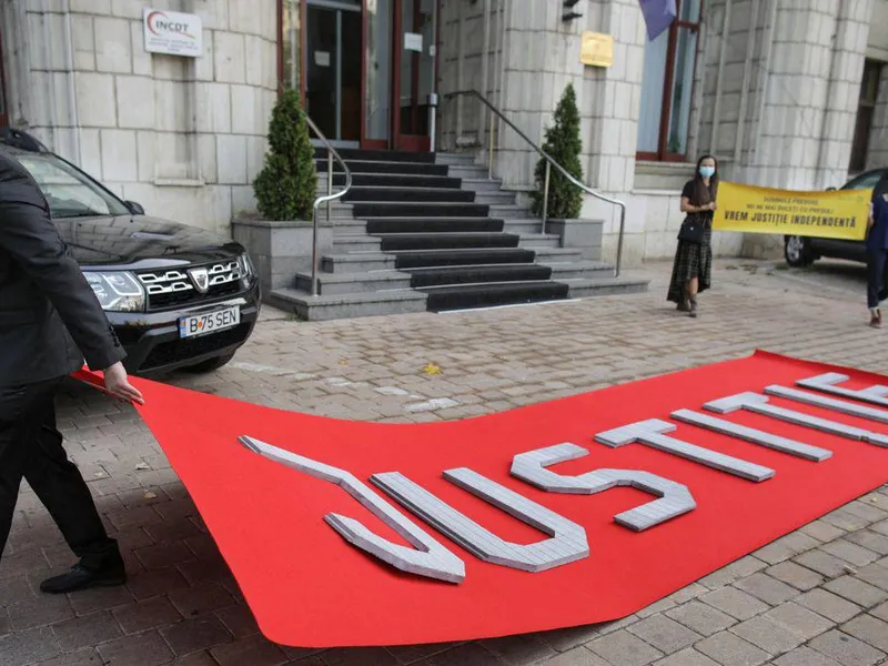 Bolojan: „Vârsta medie de pensionare la judecători e de 48 de ani, iar pensia medie e de 5.000 de €” - Foto:Inquam Photos / Octav Ganea