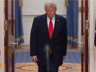 Armistițiul cu Iranul. Trump s-a trezit în situația despre care el însuși avertiza: „Când celălalt simte miros de sânge, ești terminat”