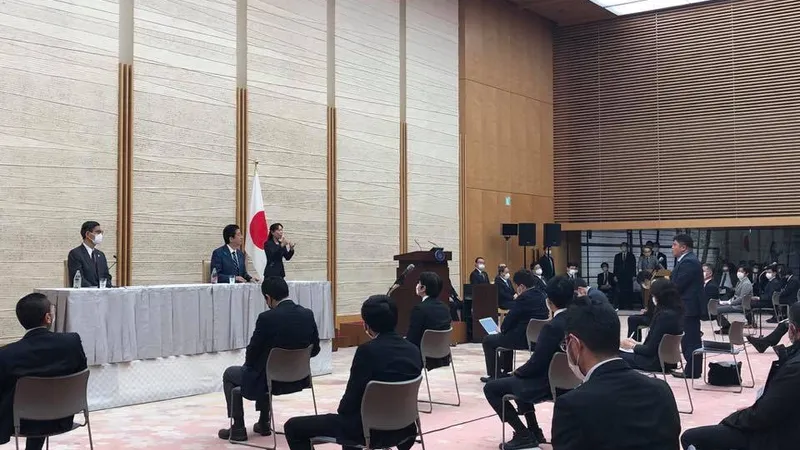 Premierul Shinzo Abe Foto: Facebook
