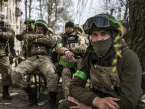 Ce îi cer soldații ucraineni de pe front lui Zelenski înainte de negocierile de pace directe cu Rusia
