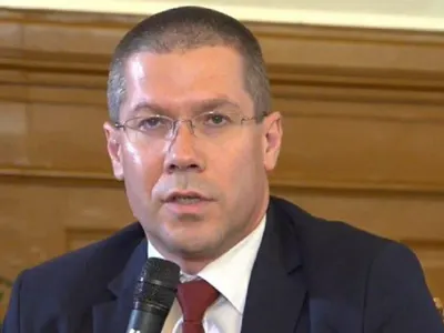 Cine e Dacian Cosmin Dragoş, numit de Nicușor Dan judecător la CCR? Președintele a semnat decretul - Foto: Facebook