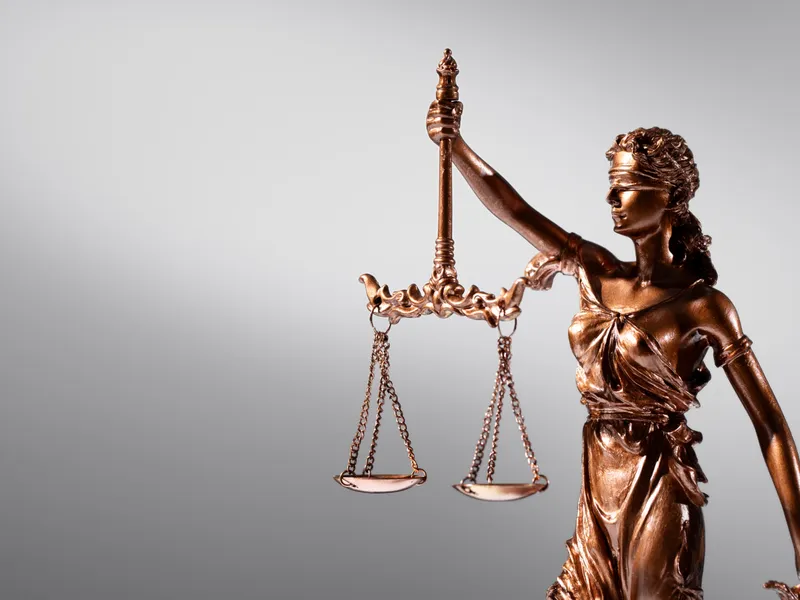 Pensie specială de 26.000 lei pe lună, deși a contribuit pentru doar 7.000 lei. Ce a muncit? - Foto: Freepik