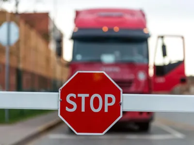 Restricții de trafic din cauza caniculei - Foto: Magnific.com (Imagine cu rol ilustrativ)