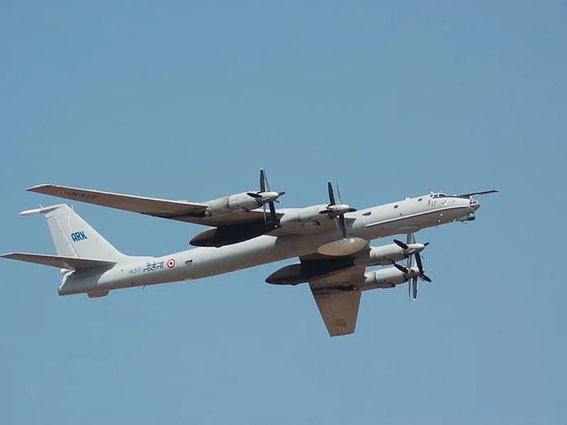 Avion Tupolev Tu-142 al Marinei Indiene - Foto: Wikimedia/Alec Wilson/CC BY-SA 2.0 / imagine cu caracter ilustrativ