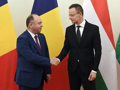 Aurescu și ministrul maghiar - Foto: Profimedia