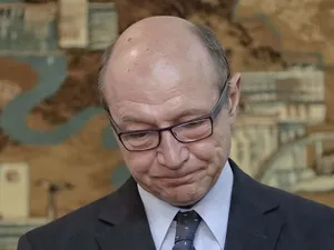 Traian Băsescu, în 2016, la citirea Jurământului, ca cetăţean al Republicii Moldova - Foto: Profimedia Images