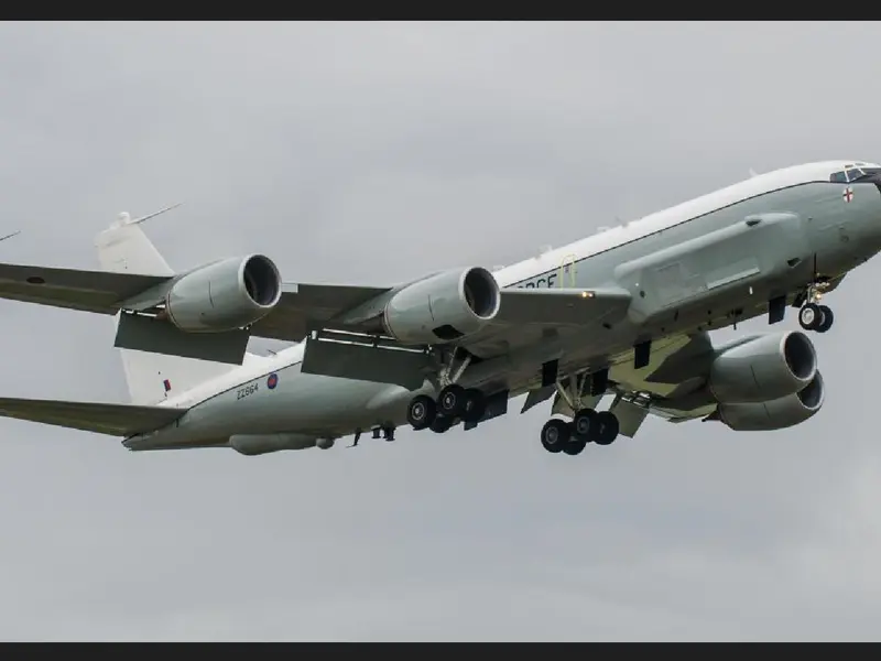 avion-spion RC-135W al Forțelor Aeriene Regale-Foto: UK Defense