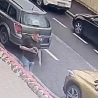Agresorul patronului de la clubul de fițe Foto: captură camere de supraveghere