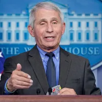 Anthony Fauci consideră că varianta Delta este mai periculoasă decât Omicron/FOTO: ny1.com