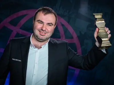 Trofeul Superbet Chess Classic 2021, câștigat de marele maestru azer Shakhriyar Mamedyarov. / Foto: news.ro