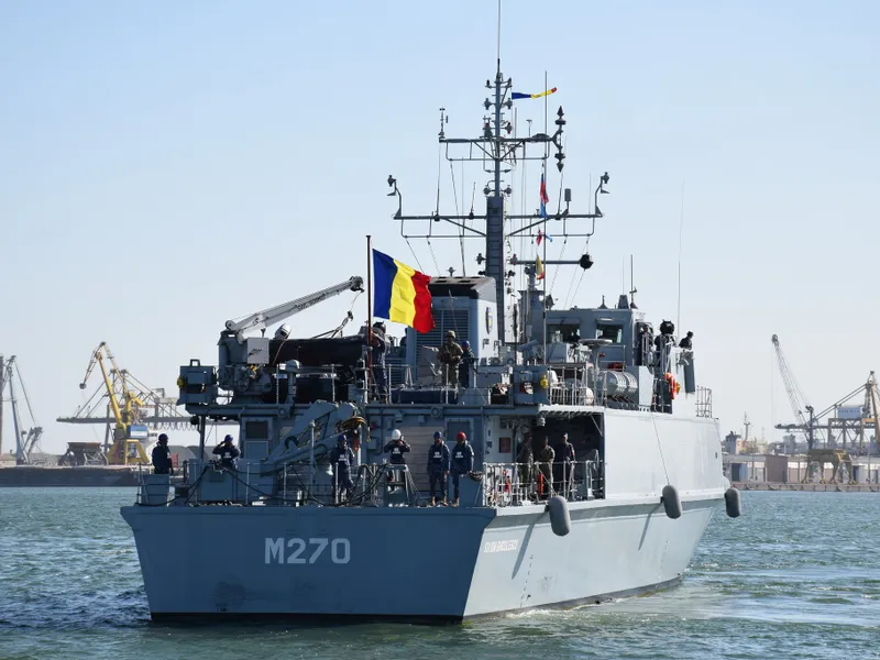 Șefii armatelor din România, Bulgaria și Turcia vor întețească lupta contra minelor din Marea Neagră - Foto: Facebook