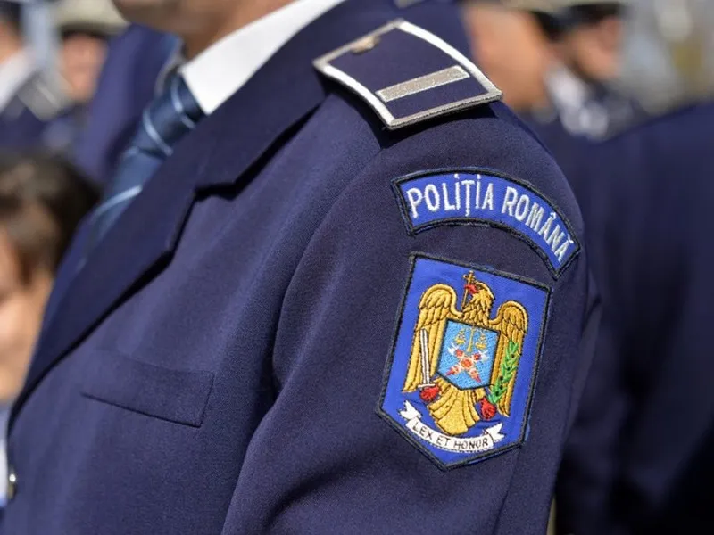 MAI nu găsește materiale pentru uniformele polițiștilor. Noile echipamente, amânate 3 luni. / Foto: sindicateuropol.ro