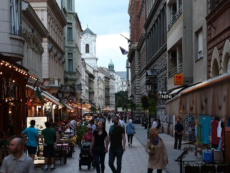 Românii stau mai bine la taxare decât maghiarii - Foto: Profimedia Images