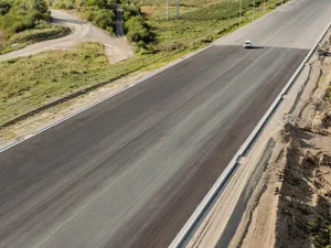 80.000.000 € costă tronsonul din Autostrada A0 la care lucrează chinezii. Când va fi gata? - Foto: INQUAM PHOTOS/Casian Mitu (Imagine cu caracter ilustrativ)