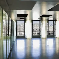 Apartamentul lui Karl Lagerfeld din Paris, vândut cu o sumă colosală. Doar living-ul are 120 m - Foto: Profimedia Images