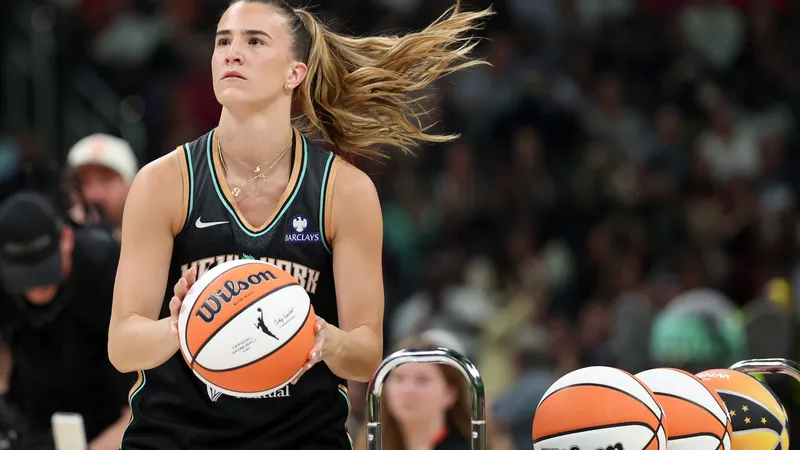 Sabrina Ionescu, vedeta cu sânge românesc de la New York Liberty, cea mai bună aruncătoare din WNBA - Foto: Profimedia Images