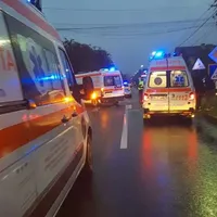 Tragedie în Craiova. Doi morți și un rănit într-un accident grav între o betonieră și un autoturism - Foto: Facebook/Ambulanța - Caracter ilustrativ